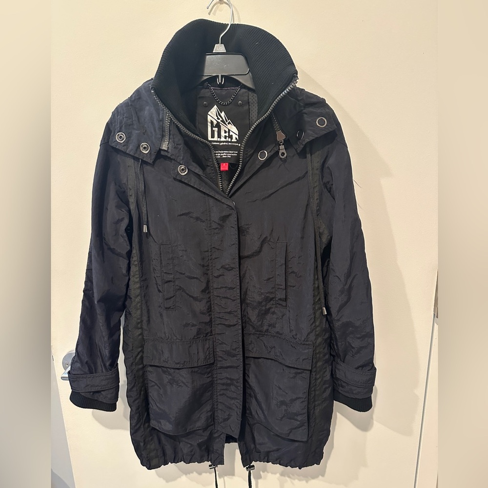 G.E.T. Equipment General Technique Black Raincoat Windbreaker Jacket Sz. S